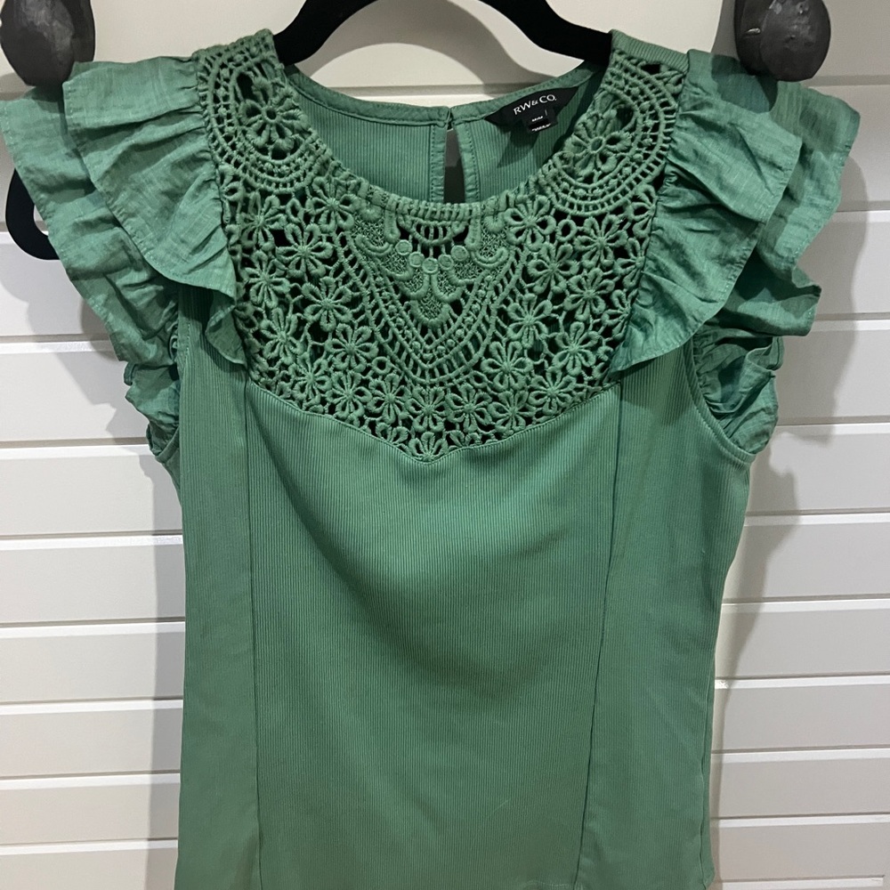 RW&CO. Jade Ruffle Sleeve Blouse